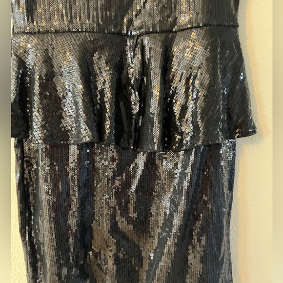 Audition fashion in women’s dress - Picture 2 of 8